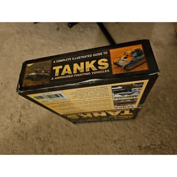 A Complete Illustrated Guide to Tanks & Armored Fighting Vehicles Book Set - Picture 8 of 16